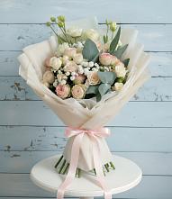Букет цветов из:  Розы и Лизиантусы #REPLACE_PRED# Тайтурке