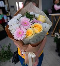 Букет цветов из:  Герберы, Розы и Хризантемы в Тайтурке