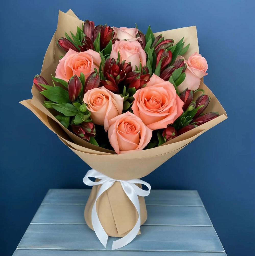 Букет цветов из: Розы и Альстромерии в Тайтурке