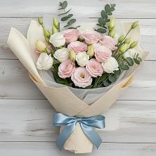 Букет цветов из:  Лизиантусы в Тайтурке