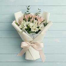 Букет цветов из:  Альстромерии в Тайтурке