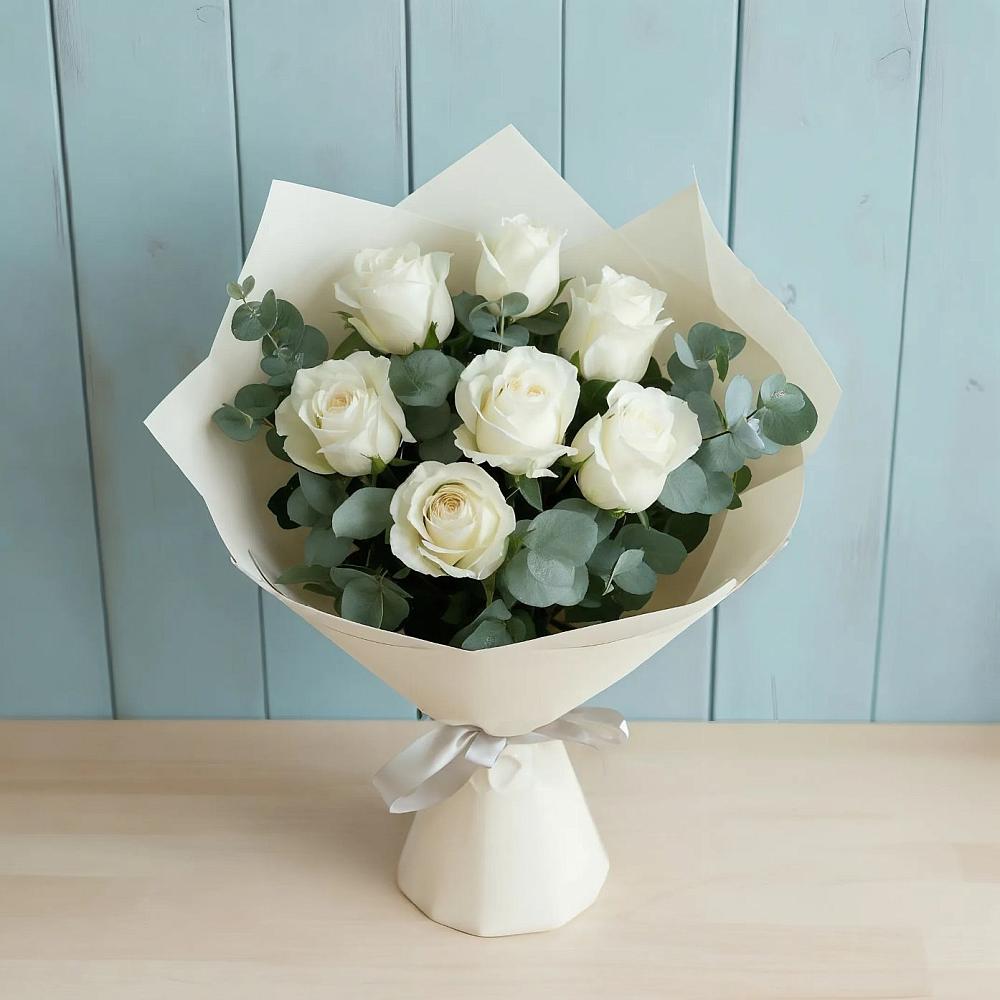 Букет Белые розы в Эвкалипте в Тайтурке