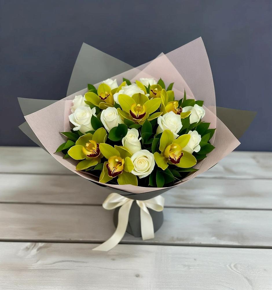 Букет цветов из: Орхидеи и Розы в Тайтурке