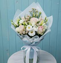 Букет цветов из:  Розы и Лизиантусы в Тайтурке