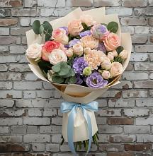 Букет цветов из:  Розы, Лизиантусы и Гвоздики в Тайтурке