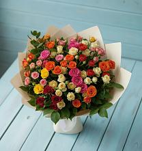 Букет Микс из разноцветных кустовых роз в Тайтурке