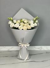 Букет цветов из:  Розы и Лизиантусы в Тайтурке